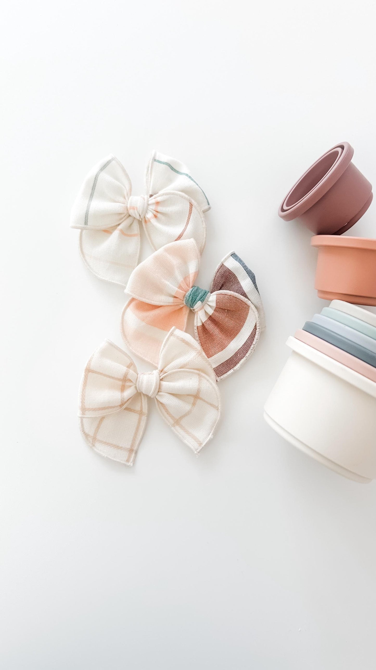 Sweet stripes fable bows - colorful bow - spring bow - striped bow - newborn bow - dog bow - baby girl gift - girl fable bow