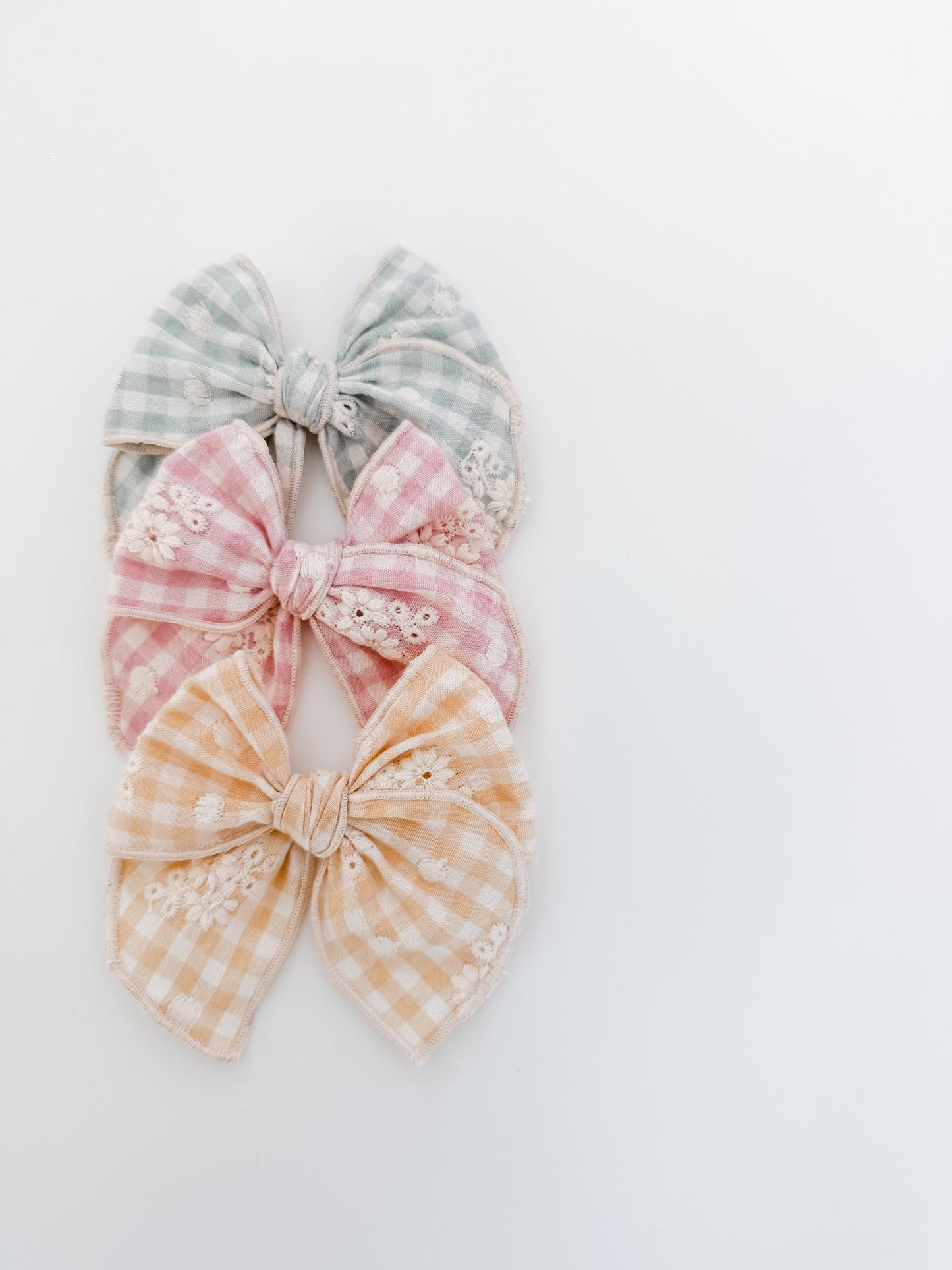 Spring gingham floral bow - colorful bow - spring bow - gingham bow - newborn bow - dog bow - baby girl gift - girl fable bow