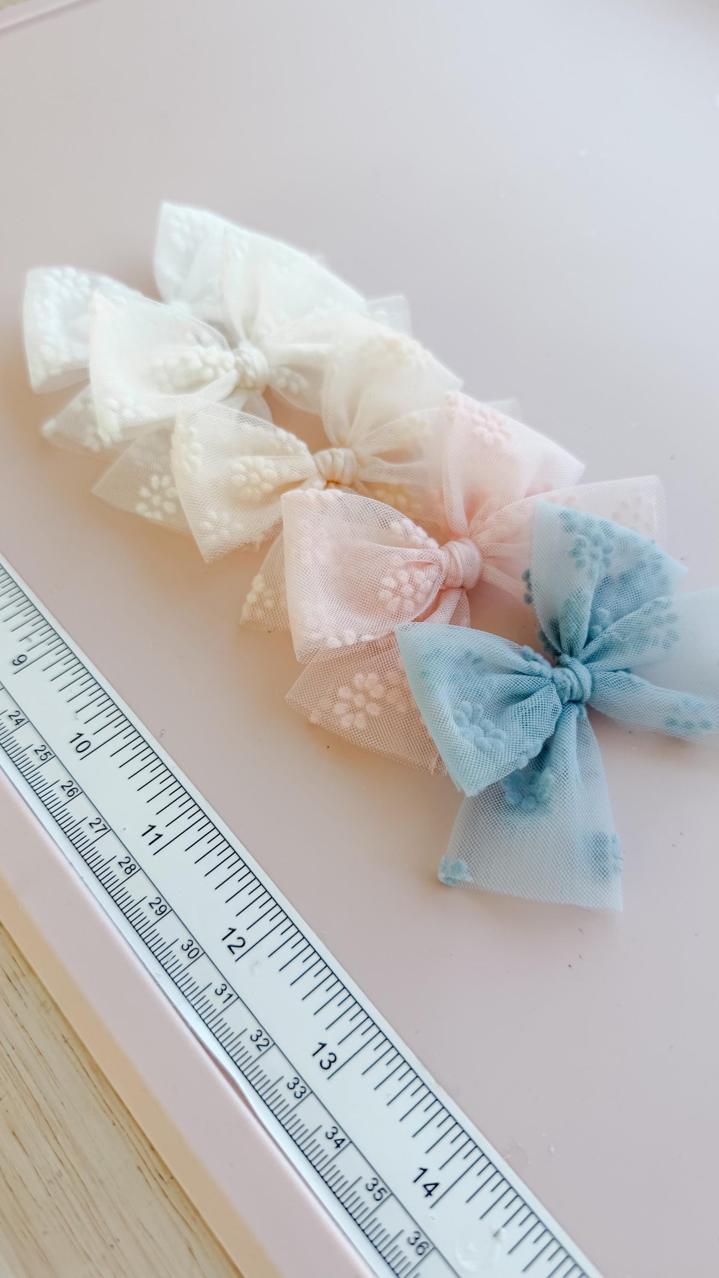Daisy tulle spring bows - spring solids - daisy bow - neutral bows - tulle bow - trendy bow - girl bow - baby bow - dog bow